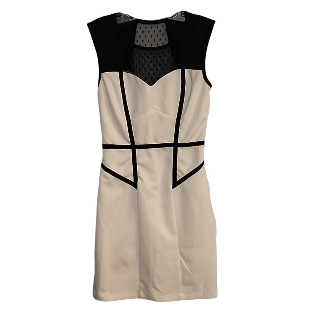 Bisou Bisou White/Black Sheath Dress, Size 4